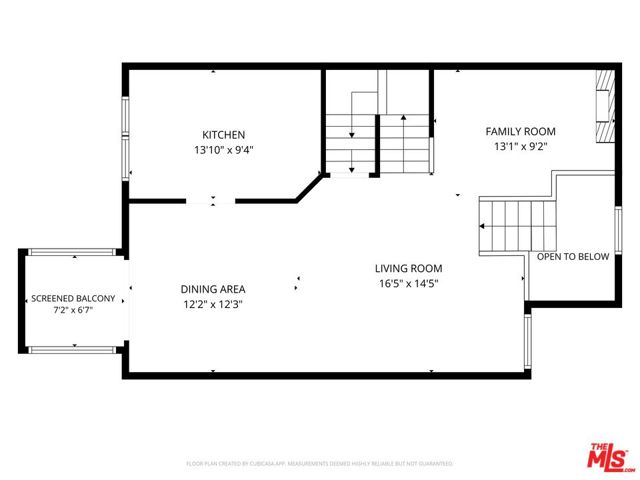 2231 Montrose Avenue, Montrose CA: https://media.crmls.org/mediaz/9b6f987c-e5e3-4084-8eb7-382530491434.jpg