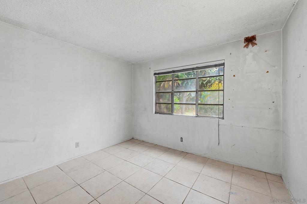1271 Jefferson Ave - photo 16