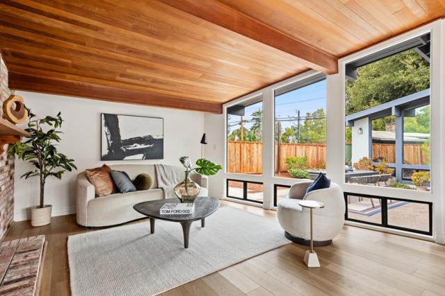 4163 Park Boulevard, Palo Alto CA: https://media.crmls.org/mediaz/9b714139-e366-42f2-bc67-f4eff5280a71.jpg