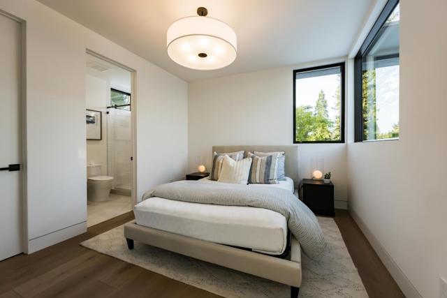 1080 Cotton Street, Menlo Park CA: https://media.crmls.org/mediaz/9b716717-6033-46a2-af3d-551c7dbb890e.jpg