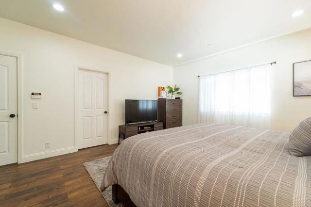 Image 20 of 73 For 35724 Linda Drive
