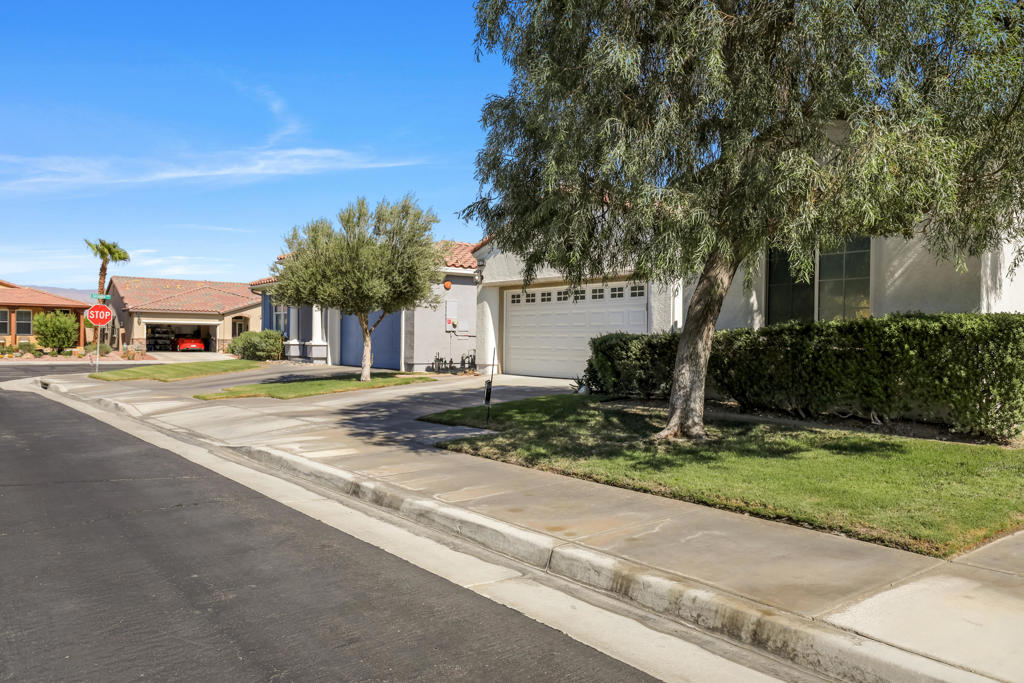 MLS #219135448PS image #2