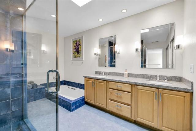 2202 Oakcrest Drive, Palm Springs, CA 92264