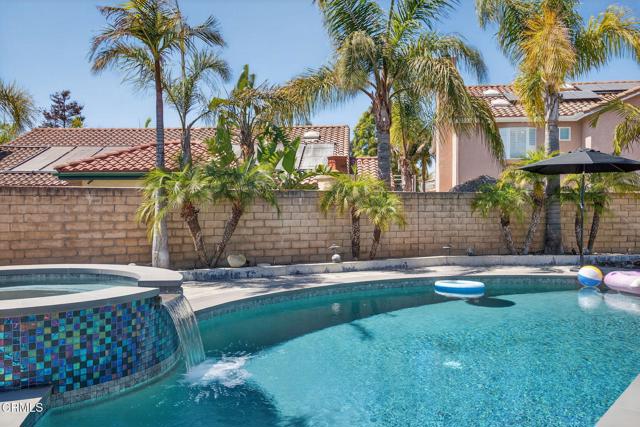 115 Cleveland Court, Ventura CA: https://media.crmls.org/mediaz/9b748fa0-ccfe-47d5-afcf-c7792ec7b9f7.jpg