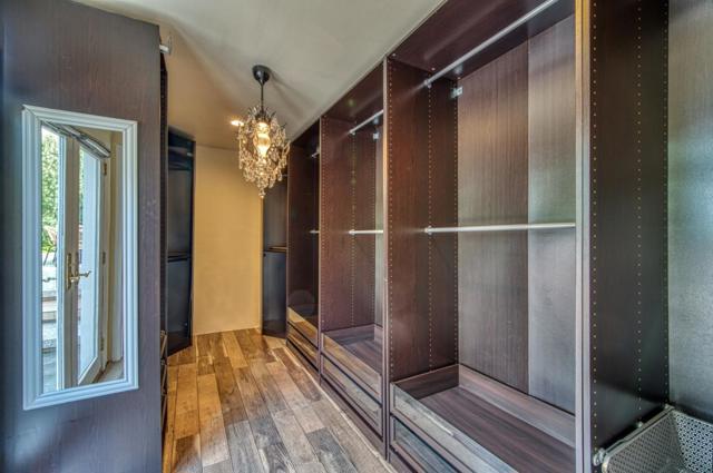 2618 Brewster Avenue, Redwood City CA: https://media.crmls.org/mediaz/9b74b6c2-b8bf-49ef-923d-eb2fc55a18a1.jpg