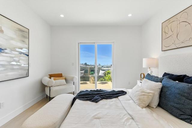 1815 18th Avenue, San Francisco CA: https://media.crmls.org/mediaz/9b753456-497a-4c98-a40b-10944d8aba53.jpg