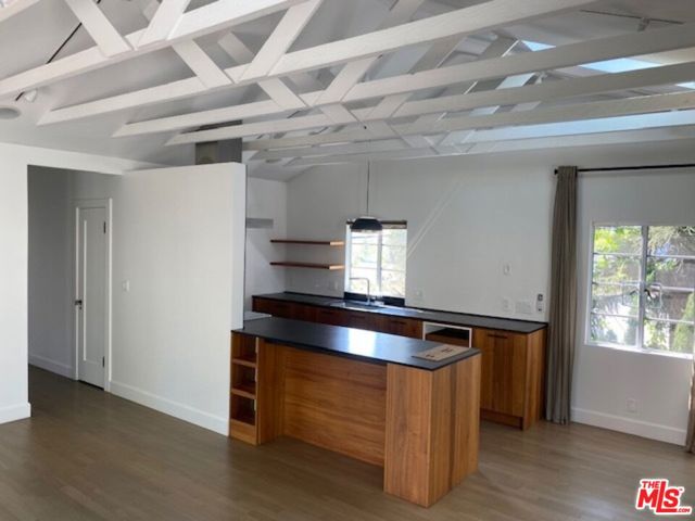 745 -747 1/4 N Hayworth Avenue, Los Angeles CA: https://media.crmls.org/mediaz/9b769aa8-6ed6-4644-8820-f1a38101961e.jpg