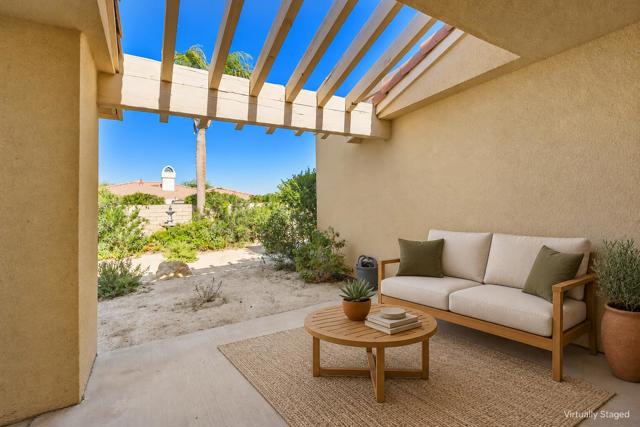 40528 Meadow Lane, Palm Desert, CA 92260