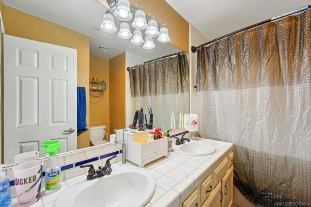 68585 Panorama Rd, Cathedral City CA: https://media.crmls.org/mediaz/9b77233f-aef5-4274-b8c6-50b3777e8008.jpg