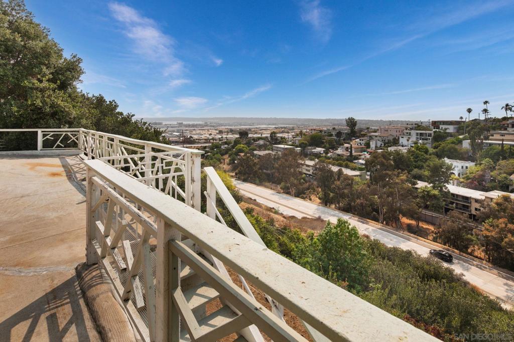 MLS #250032243SD image #47