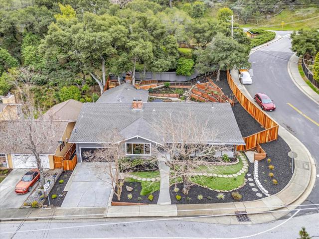2845 Brittan Avenue, San Carlos CA: https://media.crmls.org/mediaz/9b77cc2f-c584-4094-955c-a89f43407f6e.jpg