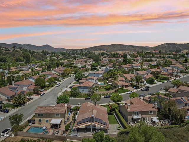 5406 luis Drive, Agoura Hills CA: https://media.crmls.org/mediaz/9b78634f-ce30-4f42-a22d-9b7f19fb5b46.jpg