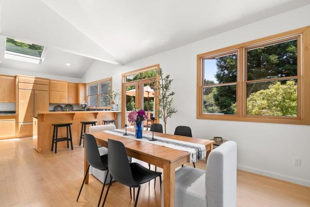 3135 Mar Vista Drive, Aptos CA: https://media.crmls.org/mediaz/9b7a2745-e07c-4879-b863-1f977e46b5fd.jpg