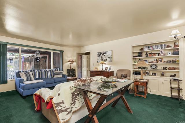 1453 OLIVEWOOD LN, Alpine CA: https://media.crmls.org/mediaz/9b7a2cbd-ef88-4d8d-875c-83aba00915ad.jpg