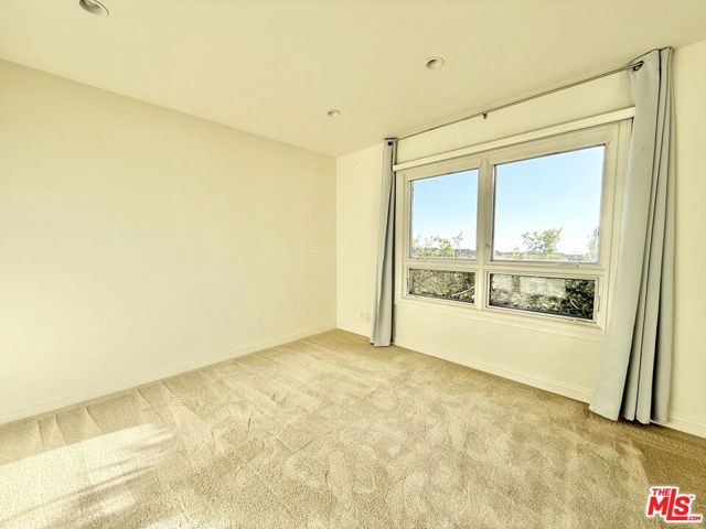 Drew Fenton | 1148 Las Pulgas Rd Los Angeles CA | MLS: 7539458