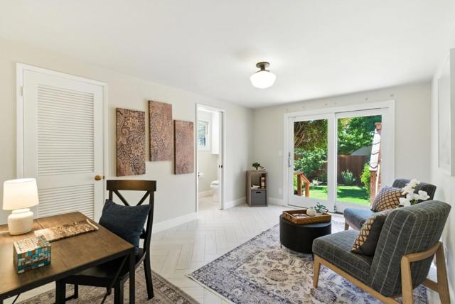 513 Castilian Way, San Mateo CA: https://media.crmls.org/mediaz/9b7b527a-8b4f-48df-8e31-68d0468548e4.jpg