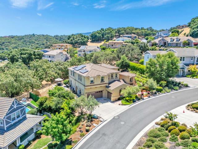 1930 Saffron Court, Gilroy CA: https://media.crmls.org/mediaz/9b7bd643-3b95-43b5-aa56-88c8bc1ba89c.jpg