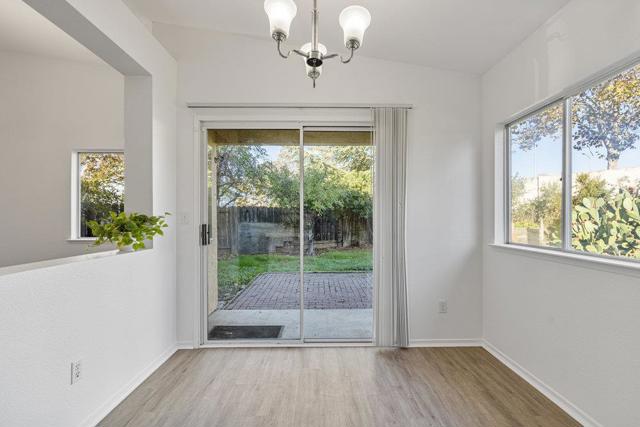 2199 Raleigh Circle, Hollister CA: https://media.crmls.org/mediaz/9b7c1c75-7262-4f6d-a96b-f93df9025939.jpg