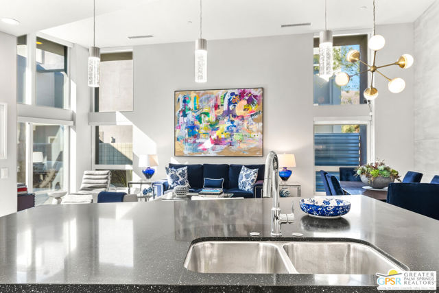 431 Suave Lane, Palm Springs CA: https://media.crmls.org/mediaz/9b7c45d3-3700-4af1-a1d1-96b7e27651bf.jpg