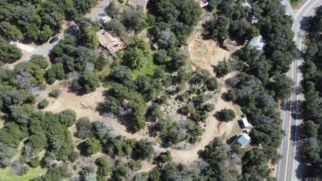 2716 Payson Dr, Julian CA: https://media.crmls.org/mediaz/9b7c93e3-9f32-4cbd-8f1a-2cbad64e9d5e.jpg