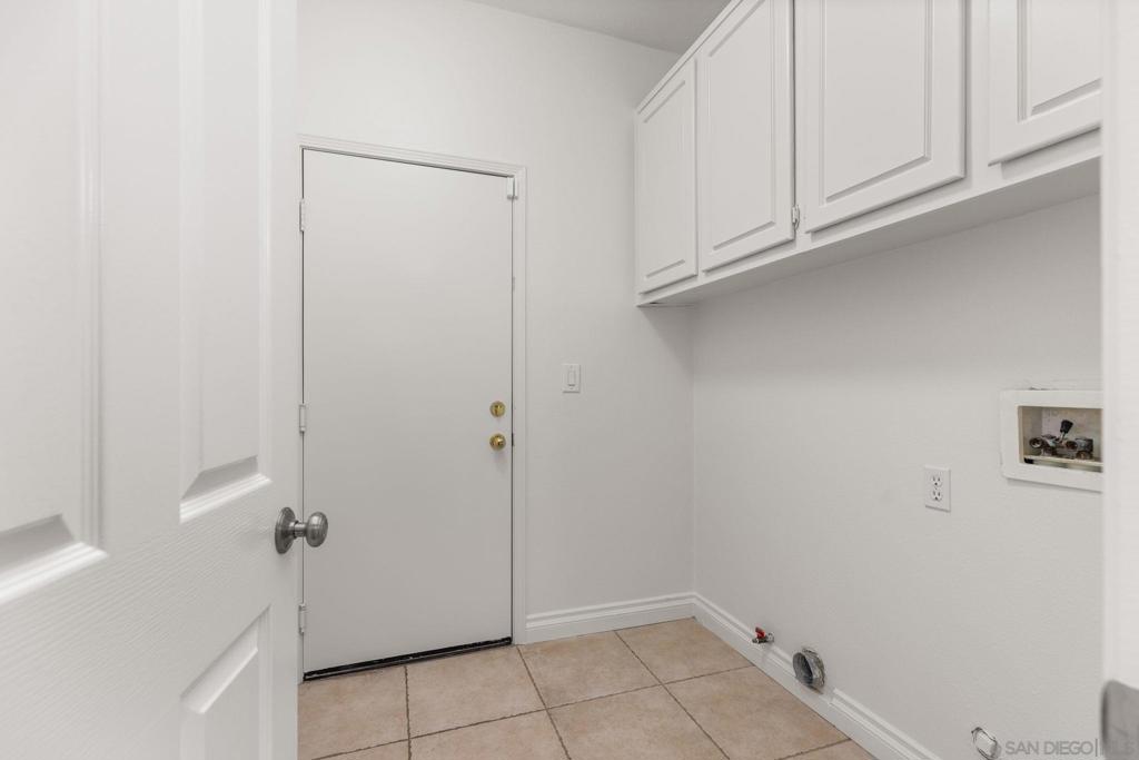 9B7D906A 79F5 4Ff9 A874 5A07F84F0Fa5 3083 Sprucewood Ln, Escondido, Ca 92027 &Lt;Span Style='BackgroundColor:transparent;Padding:0Px;'&Gt; &Lt;Small&Gt; &Lt;I&Gt; &Lt;/I&Gt; &Lt;/Small&Gt;&Lt;/Span&Gt;