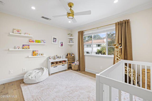 1581 Covington Avenue, Westlake Village CA: https://media.crmls.org/mediaz/9b7dfb30-1ad6-4990-b6b9-e58567340ea9.jpg