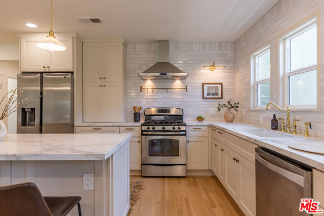 504 N Campbell Avenue, Alhambra CA: https://media.crmls.org/mediaz/9b7f5d00-93a5-4c9d-af5b-5e1821649af6.jpg