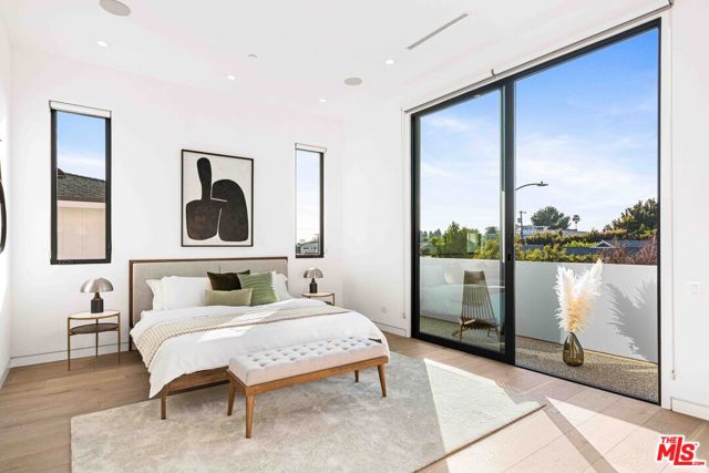 832 N Sierra Bonita Avenue, Los Angeles CA: https://media.crmls.org/mediaz/9b80a4a1-2ee7-438b-b450-5cb883440e14.jpg