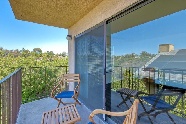 4260 6TH AVE, San Diego CA: https://media.crmls.org/mediaz/9b81d248-00c2-4e4a-9aa0-b3a10d6b1e72.jpg