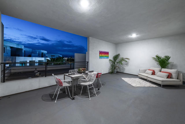 294 Mayfair Way, Palm Springs, CA 92264