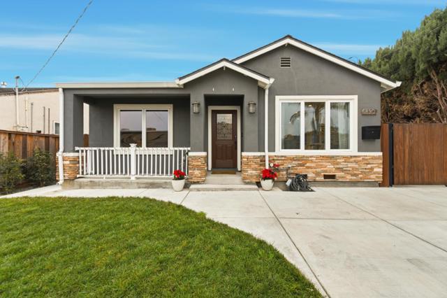 830 Birch Avenue, Sunnyvale CA: https://media.crmls.org/mediaz/9b82918c-b8ec-4880-bd3c-f73b2c83acec.jpg