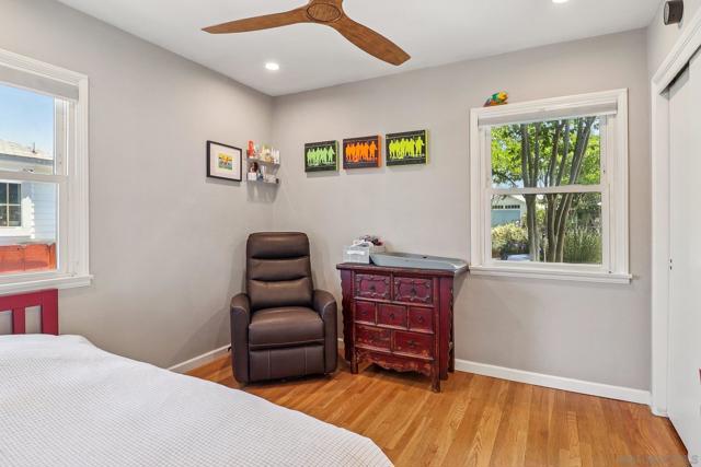Image 14 of 22 For 2111 O Avenue