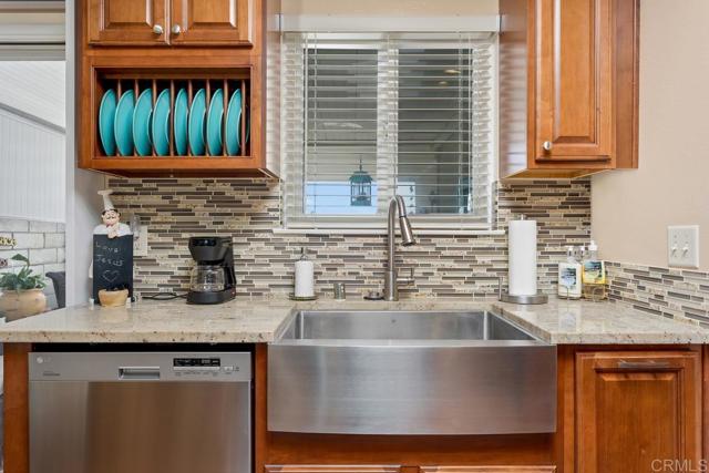 Detail Gallery Image 19 of 32 For 3552 Bartlett Ave, Oceanside,  CA 92057 - 2 Beds | 2 Baths