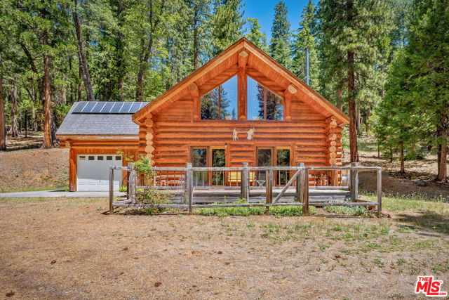 15050 Scott Bar Mountain Lookout Road, Fort Jones CA: https://media.crmls.org/mediaz/9b8403bc-1061-45ea-bc63-04a4b5200bce.jpg
