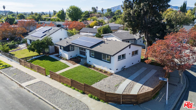 14365 Berg Street, Sylmar CA: https://media.crmls.org/mediaz/9b843be7-55bd-4af3-a551-da26cc8410c7.jpg