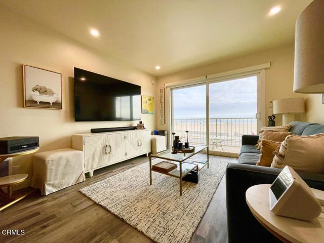 Detail Gallery Image 14 of 39 For 343 E Surfside Dr, Port Hueneme,  CA 93041 - 2 Beds | 2 Baths