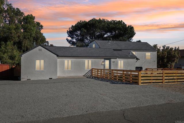 Image 13 of 65 For 589 Tyrone Street
