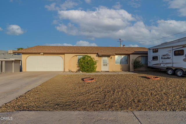 Detail Gallery Image 1 of 25 For 3028 Parkway St, Needles,  CA 92363 - 3 Beds | 2 Baths