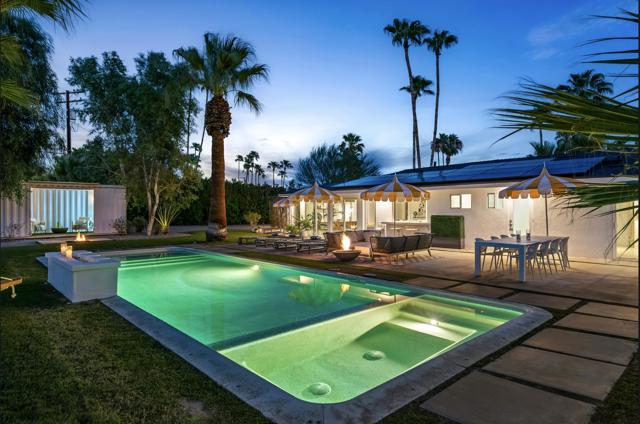165 S Avenida Elenora, Palm Springs, CA 92262