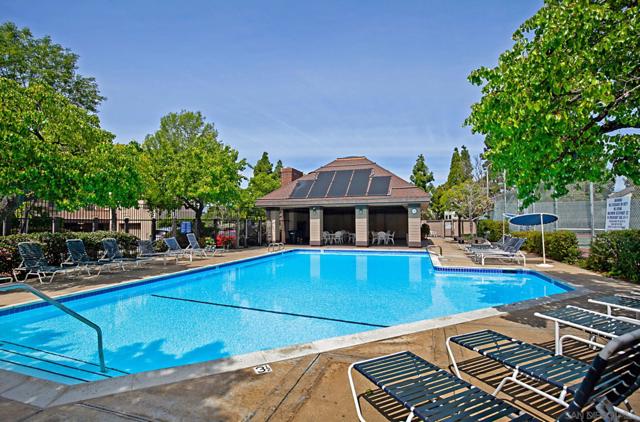 3205 Via Alicante, La Jolla CA: https://media.crmls.org/mediaz/9b87dec5-ea71-4740-97b0-23ae4ec9b146.jpg