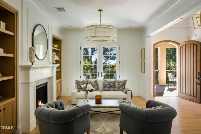 2060 Windover Road, Pasadena CA: https://media.crmls.org/mediaz/9b89afe2-297f-4586-80ad-dc193858d7da.jpg