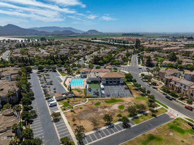 167 Westpark Court, Camarillo CA: https://media.crmls.org/mediaz/9b89cd9c-33f0-4d5b-a7b4-3a27f87b305f.jpg