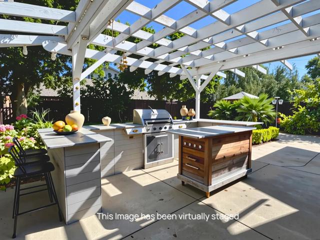 85 Phillips Ct, Tracy CA: https://media.crmls.org/mediaz/9b8a3f7f-3650-4577-8c24-fae086638ab6.jpg