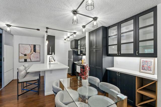 381 Half Moon Lane, Daly City CA: https://media.crmls.org/mediaz/9b8c5dcd-22e1-43f8-b358-46d427e1933e.jpg