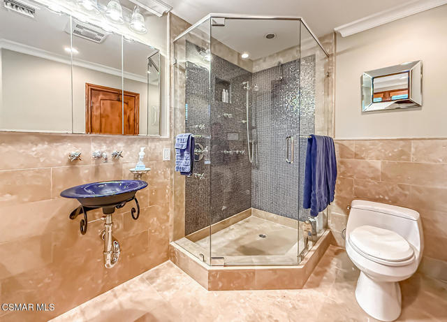 31145 Lobo Vista Road, Agoura Hills CA: https://media.crmls.org/mediaz/9b8cea49-e0eb-4e1c-b1f0-6d40ec80a7a5.jpg