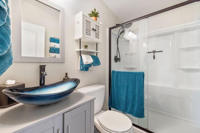 47800 Madison Street, Indio CA: https://media.crmls.org/mediaz/9b8d4d94-d9db-40a3-be80-73bfc5bcf92b.jpg