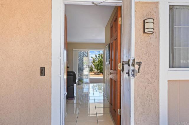 Detail Gallery Image 5 of 24 For 7549 Goode St, San Diego,  CA 92139 - 3 Beds | 2 Baths