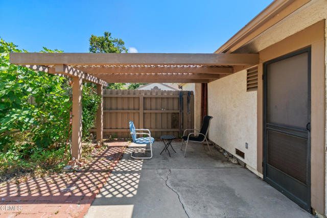 447 Ute Lane, Ventura CA: https://media.crmls.org/mediaz/9b90c615-b3e7-4a89-9c7a-6c69b9999b41.jpg