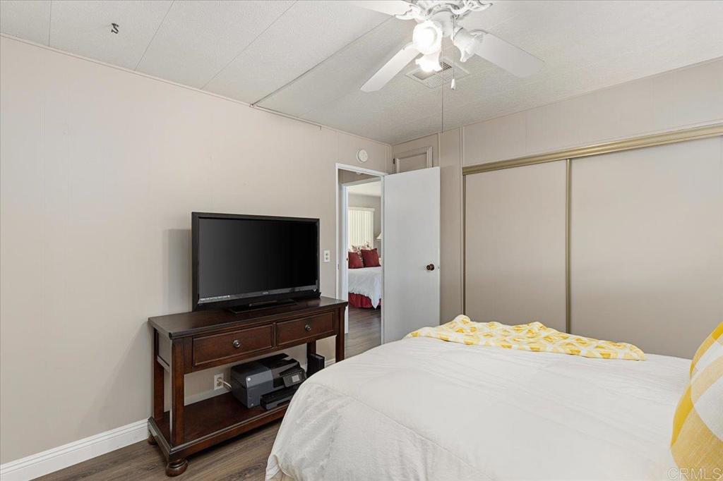 3535 Linda Vista Drive - photo 18