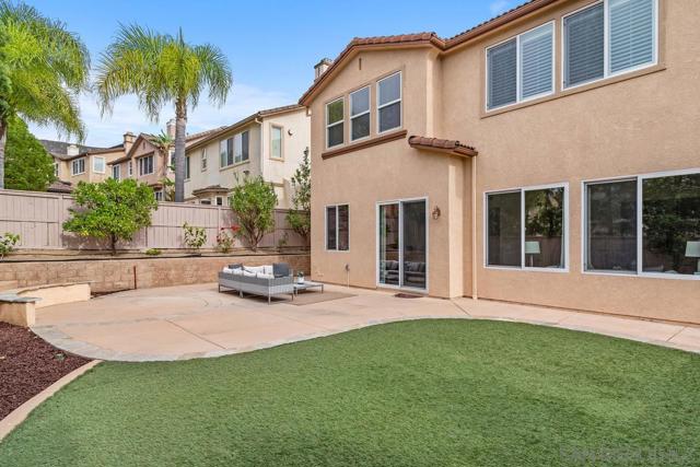 10518 Monterey Ridge Dr, San Diego CA: https://media.crmls.org/mediaz/9b91f30f-de3e-4cea-a845-f775c168ecf2.jpg